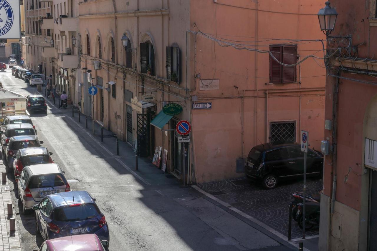 Central Guest House Civitavecchia Exteriér fotografie